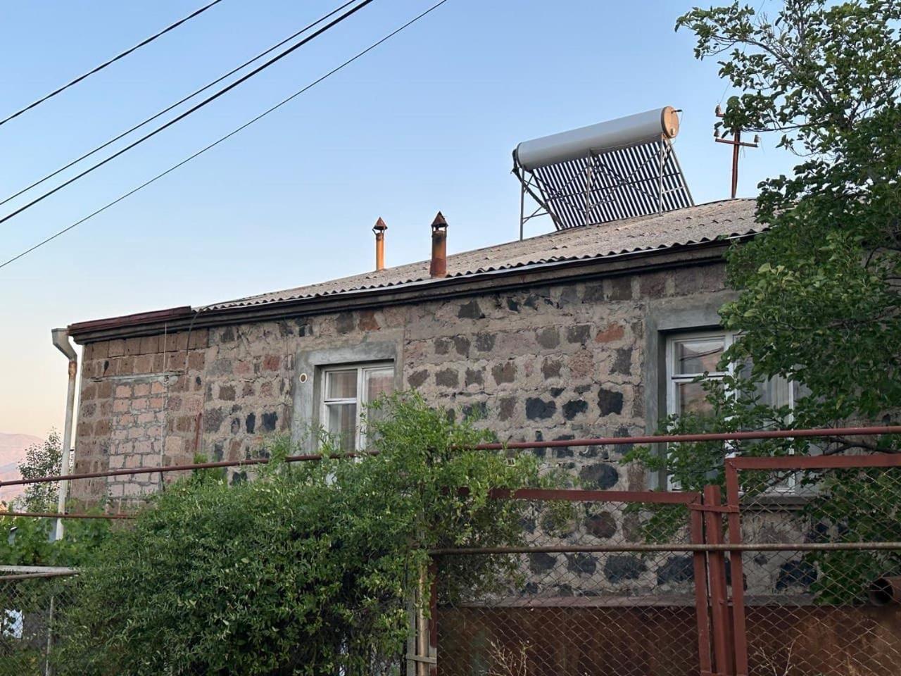 B&B Ruzan Yeghegnadzor Exterior photo
