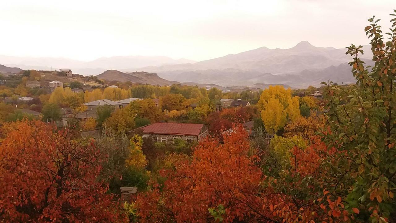 B&B Ruzan Yeghegnadzor Exterior photo